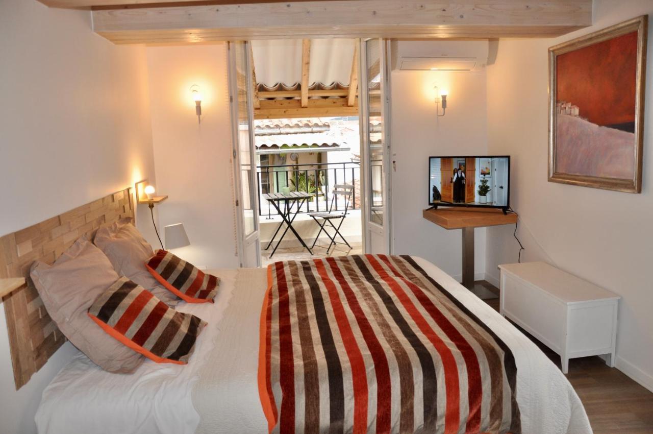 Les Chambres Tropeziennes Sanary-sur-Mer Eksteriør billede